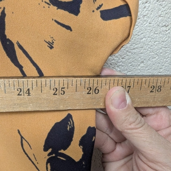 Creation XXL plus sized button down blouse in golden yellow and navy - Picture 11 of 12